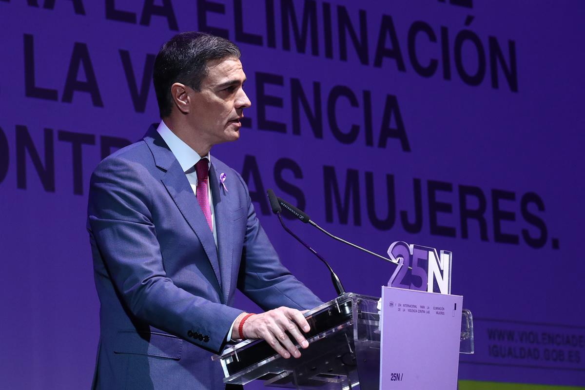 25/11/2024. Pedro Sánchez inaugura el acto del Día internacional para la eliminación de la violencia contra las mujeres. El presidente del G...
